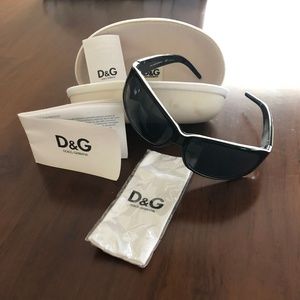 Authentic Dolce & Gabbana Polarized Sunglasses 👓